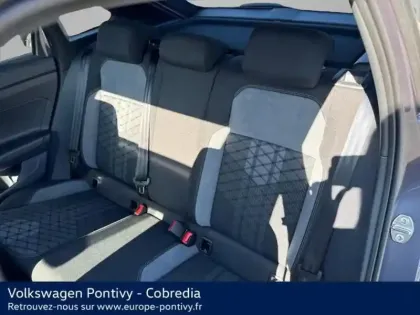 Photo 10 Volkswagen Taigo  1.5 TSI 150ch R-Line Edition DSG7