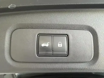 Photo 23 Nissan Qashqai  1.3 Mild Hybrid 158ch Tekna Xtronic