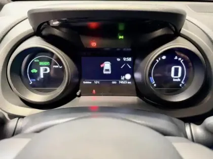 Photo 7 Toyota Yaris  Cross 116h Design MY22