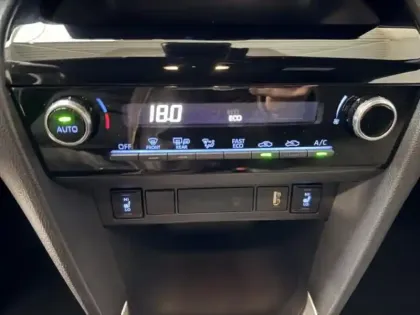 Photo 11 Toyota Yaris  Cross 116h Design MY22