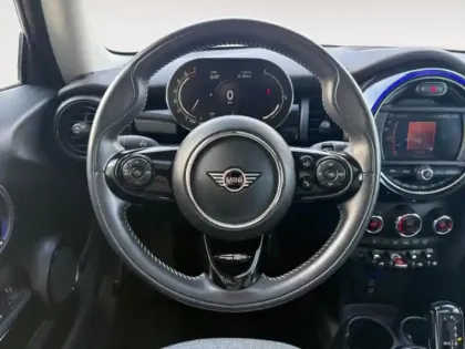 Photo 11 Mini Mini  Cooper 136ch  Edition Greenwich BVA7