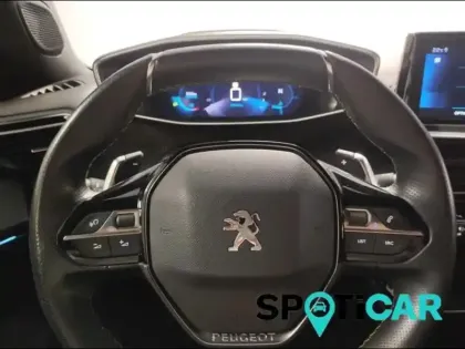 Photo 14 Peugeot 2008  1.2 PureTech 130ch S&S GT EAT8