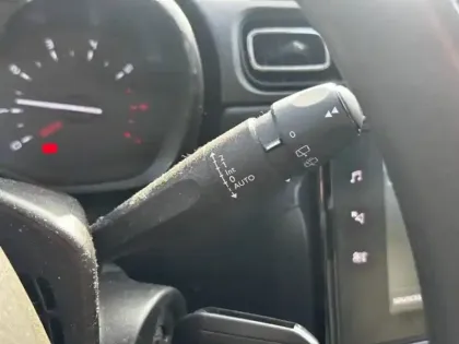 Photo 14 Citroën C3  1.2 PureTech 83ch S&S C-Series 123g