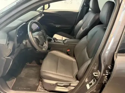 Photo 12 Lexus Lbx  1.5 136ch Emotion 2WD