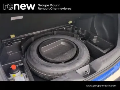 Photo 13 Toyota C-HR  122h Dynamic 2WD E-CVT RC18