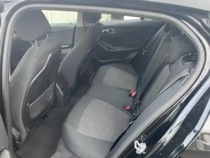 Photo 15 BMW Serie 1 Série 1 118iA 136ch Edition M Design DKG7