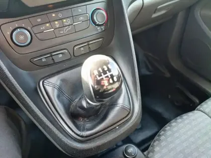 Photo 7 Ford Transit Connect Fourgonnette L1 1.5 TD 75ch Stop&Start Trend