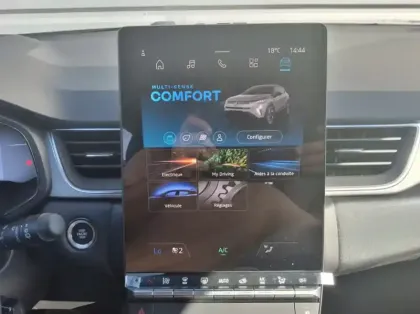 Photo 24 Renault Captur Nouveau E-Tech full hybrid 160 ch Techno