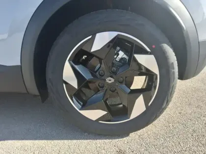 Photo 8 Renault Captur Nouveau E-Tech full hybrid 160 ch Techno