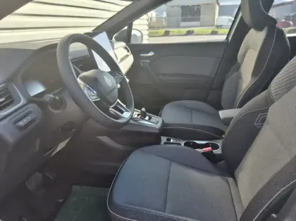 Photo 10 Renault Captur Nouveau E-Tech full hybrid 160 ch Techno