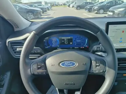 Photo 6 Ford Focus SW 1.0 Flexifuel mHEV 125ch Titanium X Business