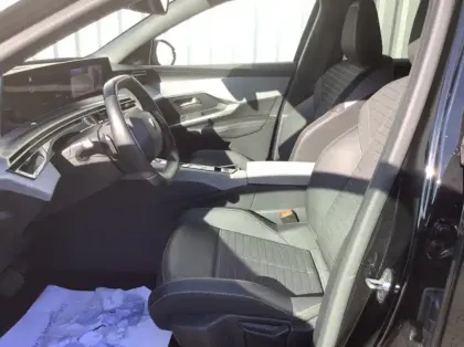 Photo 37 Peugeot 3008 Gén. III Ph1 Allure 5