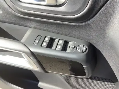 Photo 46 Citroën C5 aircross Hybride 136 e-DCS6 Max