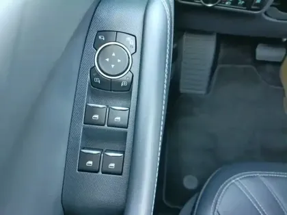 Photo 5 Ford Mustang 269ch Standard Range 72,6kWh Propulsion