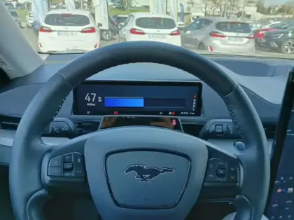 Photo 6 Ford Mustang 269ch Standard Range 72,6kWh Propulsion