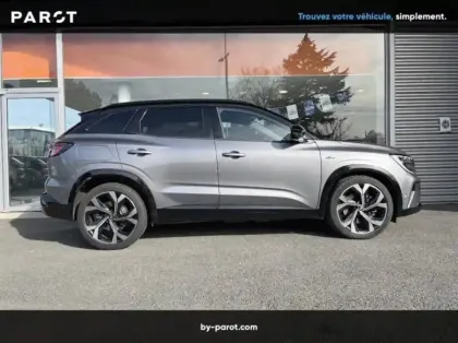 Photo 23 Renault Austral 1.2 E-Tech full hybrid 200ch Iconic esprit Alpine- 24