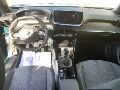 Photo 12 Peugeot 2008 Nouveau 100 S&S BVM6 Allure