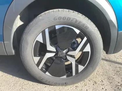 Photo 8 Peugeot 2008 Nouveau 100 S&S BVM6 Allure