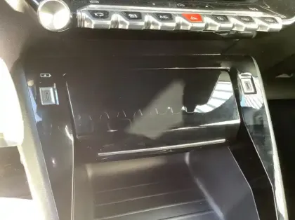 Photo 20 Peugeot 2008 Nouveau 100 S&S BVM6 Allure