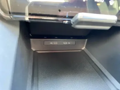 Photo 18 Ford Capri 286ch Extended Range 77kWh Select RWD