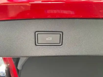 Photo 16 Ford Capri 286ch Extended Range 77kWh Select RWD