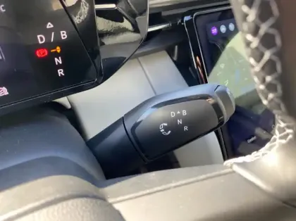 Photo 7 Ford Capri 286ch Extended Range 77kWh Select RWD