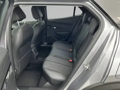 Photo 98 Peugeot 2008  PureTech 130 S&S EAT8