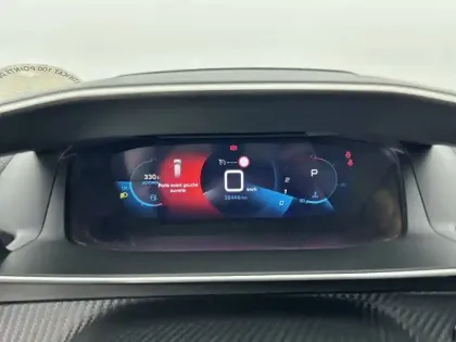 Photo 96 Peugeot 2008  PureTech 130 S&S EAT8