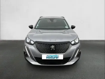 Photo 88 Peugeot 2008  PureTech 130 S&S EAT8