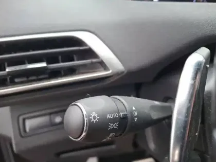 Photo 21 Peugeot 3008  Puretech 130ch S&S EAT8