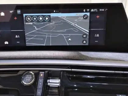 Photo 51 Peugeot 5008  Hybrid 136 e-DCS6