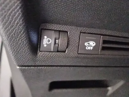 Photo 29 Peugeot 5008  Hybrid 136 e-DCS6