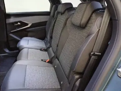 Photo 44 Peugeot 5008  Hybrid 136 e-DCS6