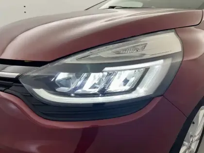 Photo 33 Renault Clio Gén. IV (B98) Ph2 Intens 5