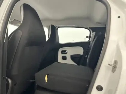 Photo 36 Renault Twingo Gén. III (C07) Ph2 Zen 5