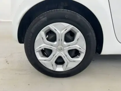 Photo 59 Renault Twingo Gén. III (C07) Ph2 Zen 5