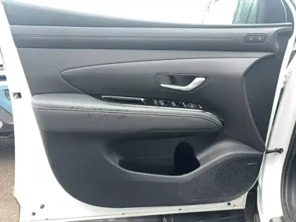 Photo 8 Hyundai Tucson  1.6 T-GDI 215 Hybrid BVA6