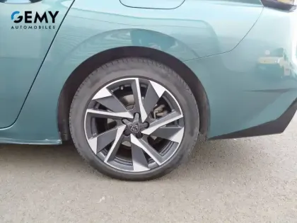 Photo 10 Peugeot 308  SW PHEV 180 e-EAT8