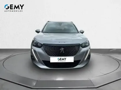 Photo 21 Peugeot 2008  PureTech 130 S&S BVM6