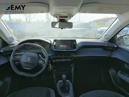 Photo 31 Peugeot 208  PureTech 75 S&S BVM5