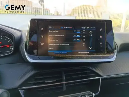 Photo 20 Peugeot 208  PureTech 75 S&S BVM5