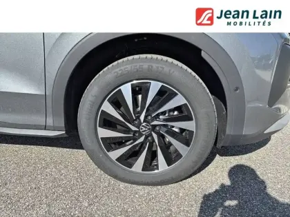 Photo 8 Volkswagen T-roc  1.5 eTSI EVO2 Hybrid 150 ch DSG7