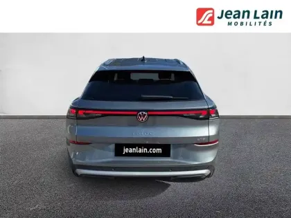 Photo 41 Volkswagen T-roc  1.5 eTSI EVO2 Hybrid 150 ch DSG7