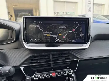 Photo 13 Peugeot 208  Hybrid 100 e-DCS6