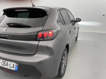 Photo 62 Peugeot 208  PureTech 75 S&S BVM5