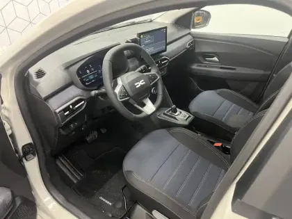 Photo 11 Dacia Jogger  Hybrid 155 7 pl