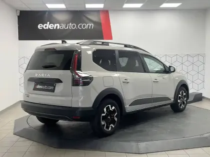 Photo 31 Dacia Jogger  Hybrid 155 7 pl