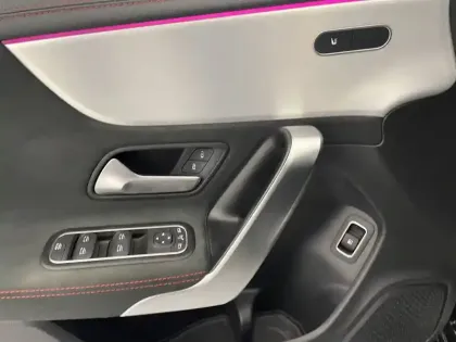 Photo 27 Mercedes CLA  Shooting Brake 250 e 8G-DCT