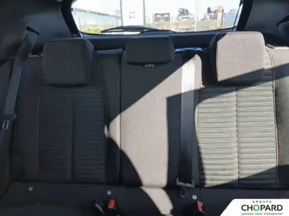 Photo 18 Peugeot 2008  PureTech 130 S&S BVM6