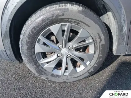 Photo 20 Peugeot 2008  PureTech 130 S&S BVM6